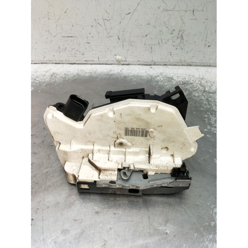 Recambio de motor cierre centralizado delantero derecho para volkswagen passat cc b6 (357) 2.0 tdi referencia OEM IAM 5N1837016C