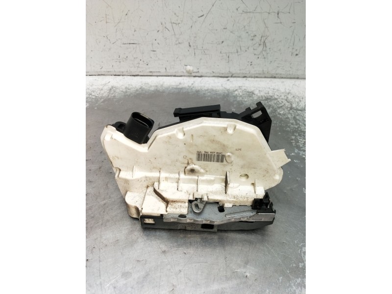 Recambio de motor cierre centralizado delantero derecho para volkswagen passat cc b6 (357) 2.0 tdi referencia OEM IAM 5N1837016C