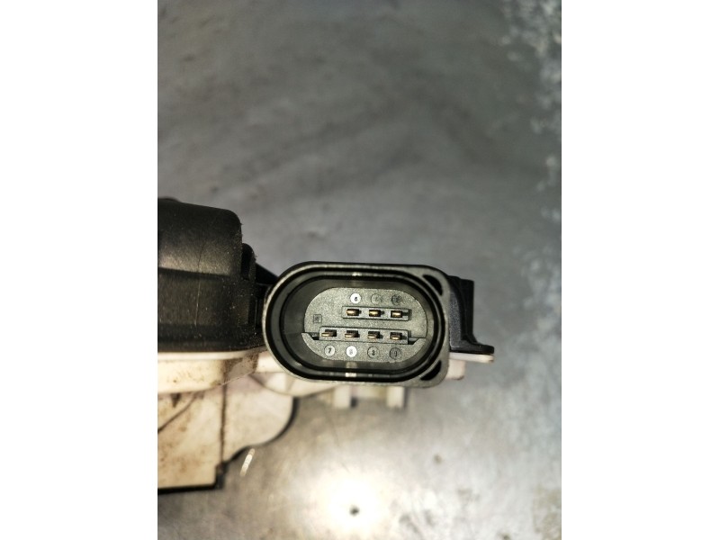 Recambio de motor cierre centralizado delantero izquierdo para volkswagen passat cc b6 (357) 2.0 tdi referencia OEM IAM 5N183701