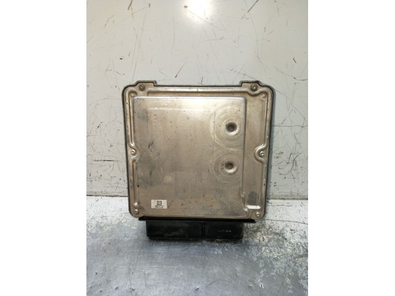 Recambio de centralita motor uce para volkswagen passat cc b6 (357) 2.0 tdi referencia OEM IAM 0281015029 03L9073091039S30090 ED