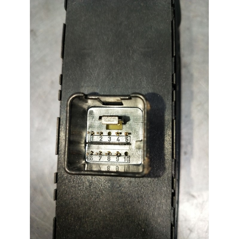 Recambio de mando elevalunas delantero izquierdo para volkswagen passat cc b6 (357) 2.0 tdi referencia OEM IAM 5K0959565  08
