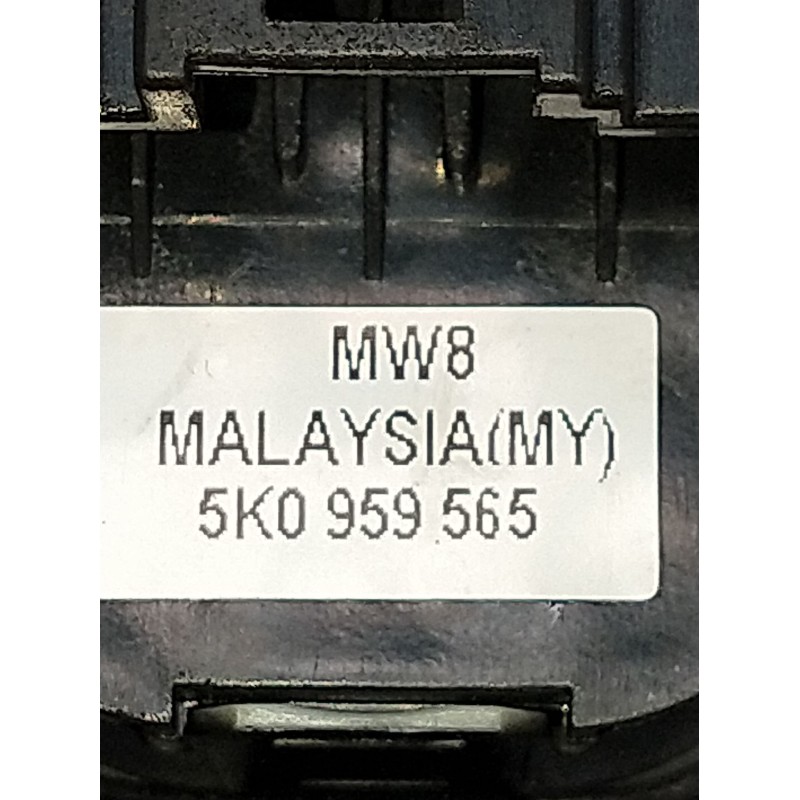 Recambio de mando elevalunas delantero izquierdo para volkswagen passat cc b6 (357) 2.0 tdi referencia OEM IAM 5K0959565  08