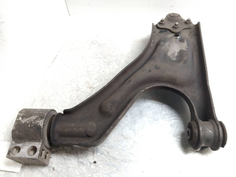 Recambio de brazo suspension inferior delantero derecho para saab 9-5 berlina 2.0 cat referencia OEM IAM   