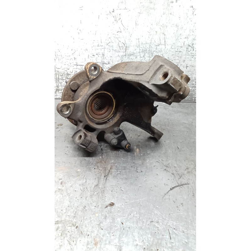 Recambio de mangueta delantera derecha para ford mondeo ii (bap) 2.0 i referencia OEM IAM 97BG3K170  97