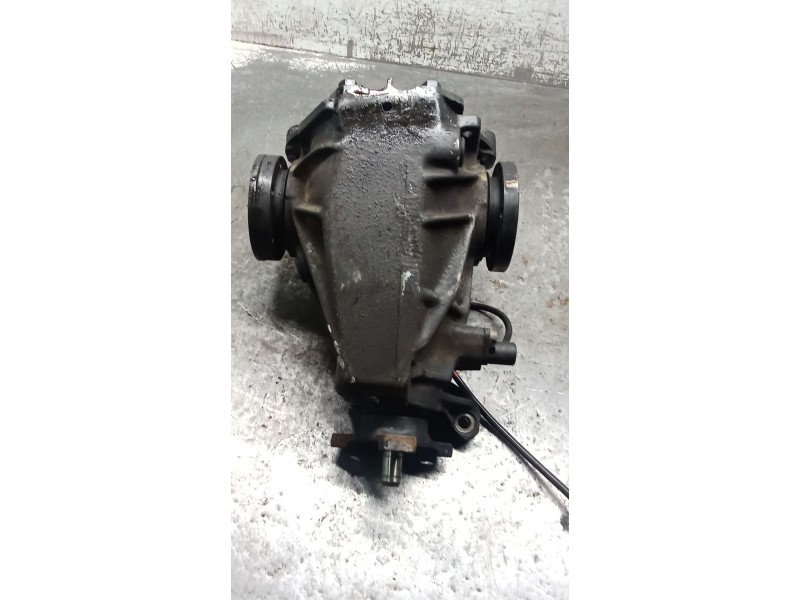 Recambio de diferencial trasero para mercedes-benz clase c (w202) c 180 (202.018) referencia OEM IAM 2013510405 R2013511608 93