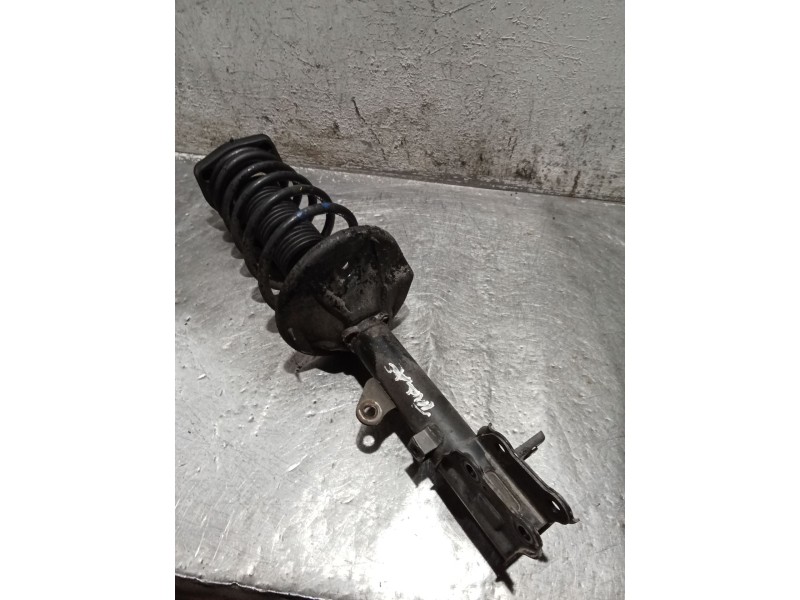 Recambio de amortiguador trasero derecho para hyundai coupe ii (gk) 2.0 referencia OEM IAM   02