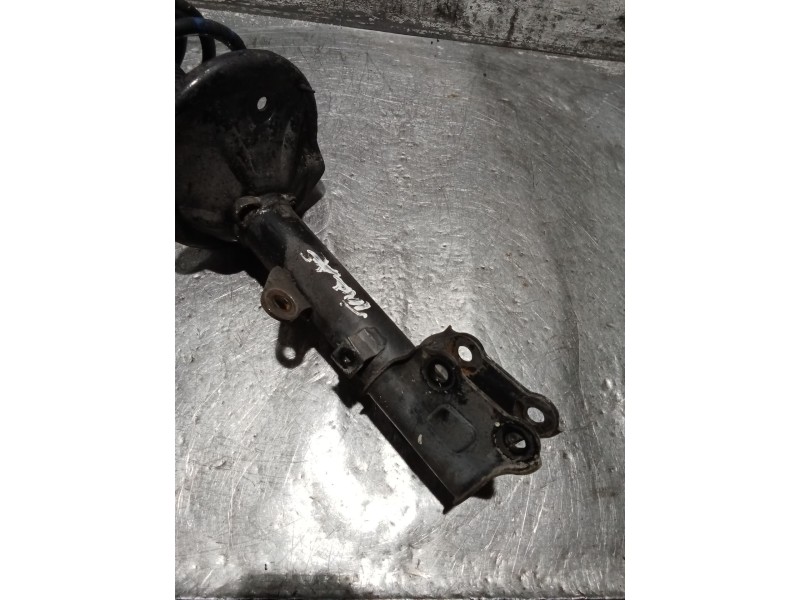 Recambio de amortiguador trasero derecho para hyundai coupe ii (gk) 2.0 referencia OEM IAM   02
