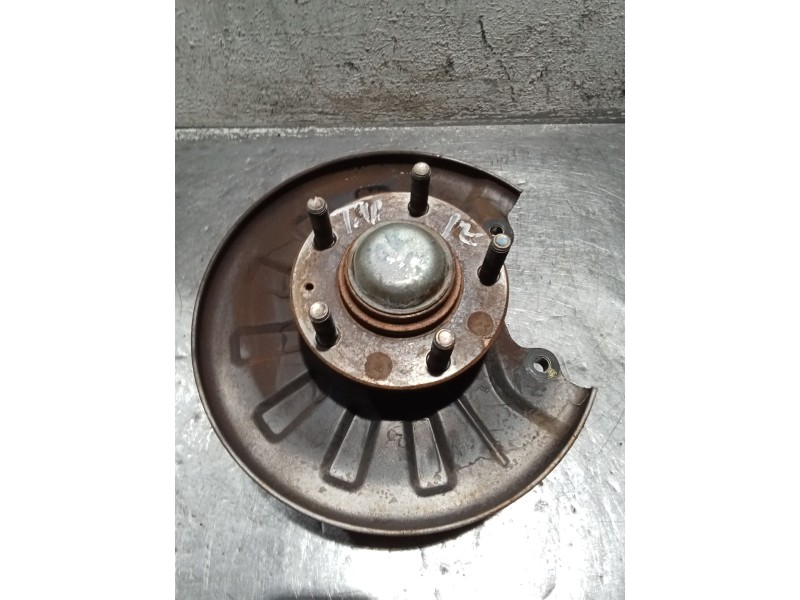 Recambio de mangueta trasera izquierda para hyundai coupe ii (gk) 2.0 referencia OEM IAM   02