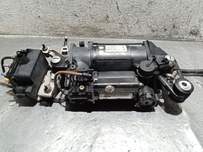 Recambio de bomba suspension para volkswagen touareg (7la) tdi v10 referencia OEM IAM   02