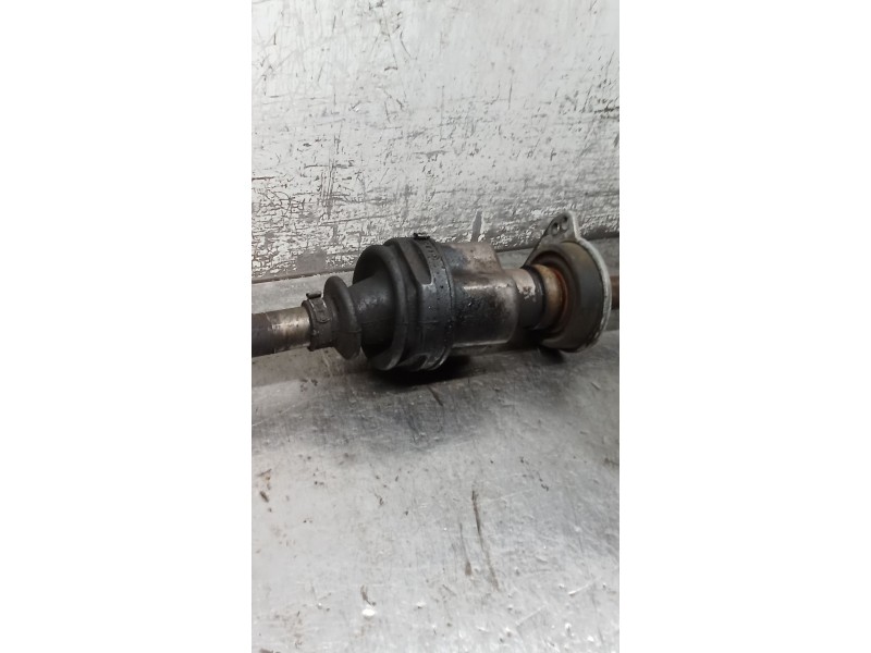 Recambio de transmision delantera derecha para ford mondeo ii (bap) 2.0 i referencia OEM IAM   97