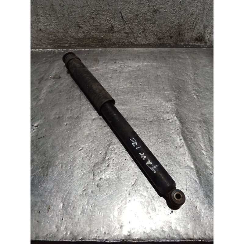 Recambio de amortiguador trasero izquierdo para mercedes-benz clase a (w169) a 160 (169.031, 169.331) referencia OEM IAM   09