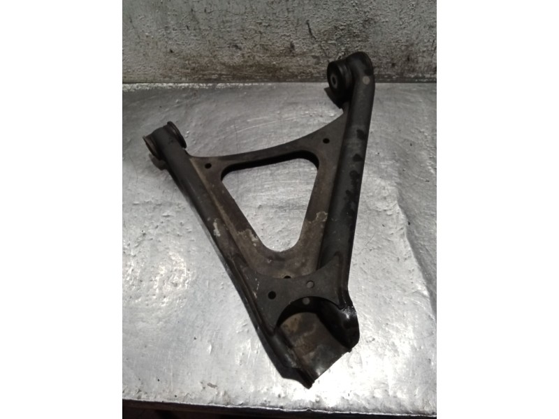 Recambio de brazo suspension inferior trasero derecho para volkswagen touareg (7la) tdi v10 referencia OEM IAM  02 POSTERIOR