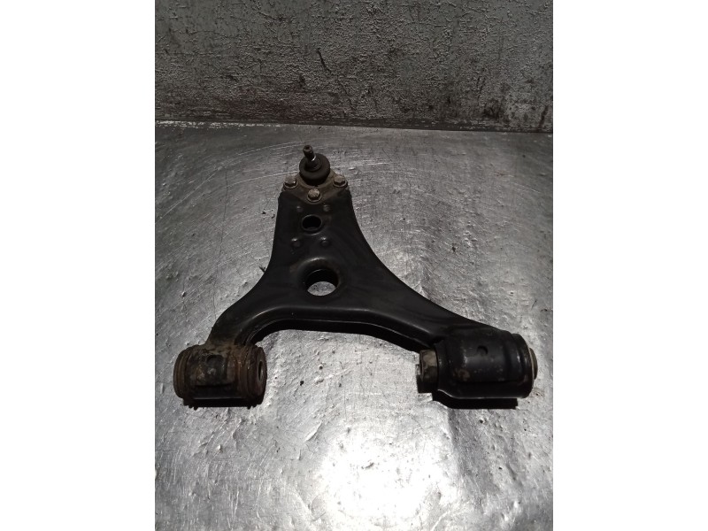 Recambio de brazo suspension inferior delantero izquierdo para mercedes-benz clase a (w169) a 160 (169.031, 169.331) referencia 