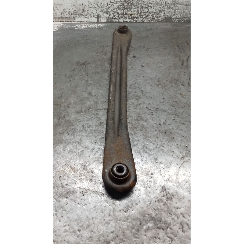 Recambio de brazo suspension superior trasero derecho para ford mondeo ii (bap) 2.0 i referencia OEM IAM  POSTERIOR 97