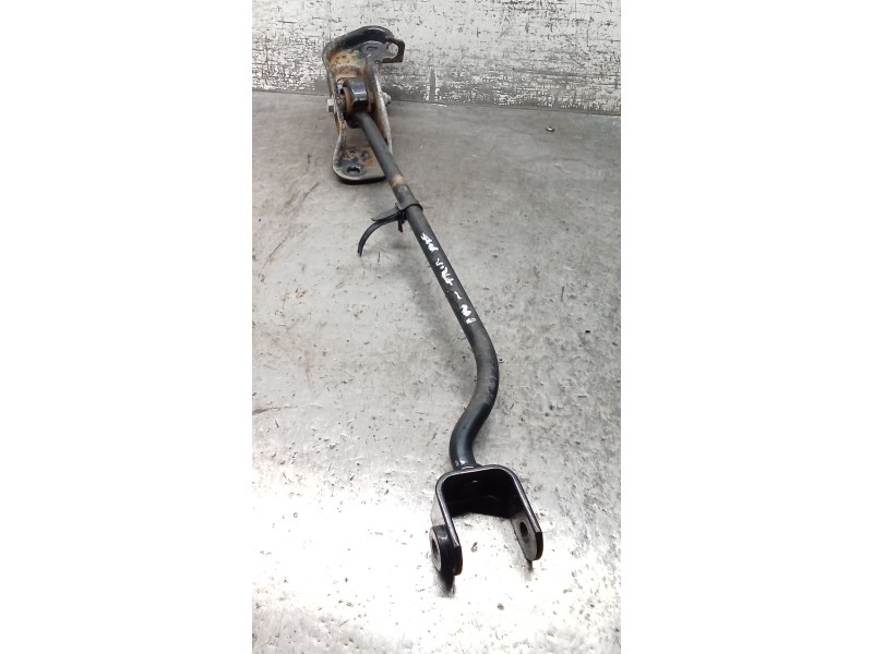 Recambio de brazo suspension inferior trasero derecho para ford mondeo ii (bap) 2.0 i referencia OEM IAM   97