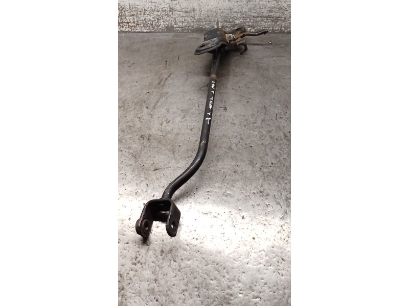 Recambio de brazo suspension inferior trasero izquierdo para ford mondeo ii (bap) 2.0 i referencia OEM IAM   97