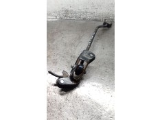 Recambio de brazo suspension inferior trasero izquierdo para ford mondeo ii (bap) 2.0 i referencia OEM IAM   97 2