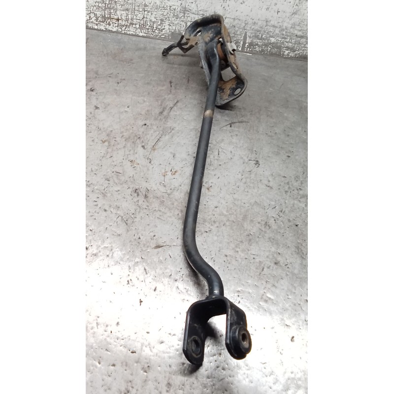 Recambio de brazo suspension inferior trasero izquierdo para ford mondeo ii (bap) 2.0 i referencia OEM IAM   97