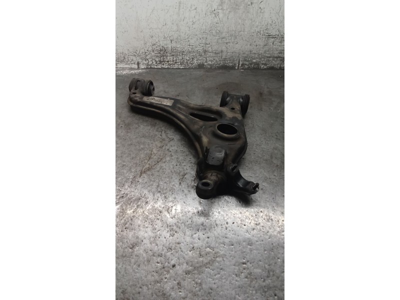 Recambio de brazo suspension inferior delantero derecho para mercedes-benz clase c (w202) c 180 (202.018) referencia OEM IAM   9