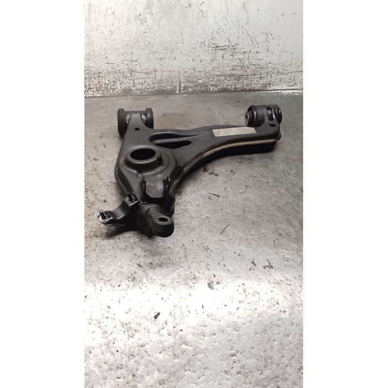 Recambio de brazo suspension inferior delantero izquierdo para mercedes-benz clase c (w202) c 180 (202.018) referencia OEM IAM  