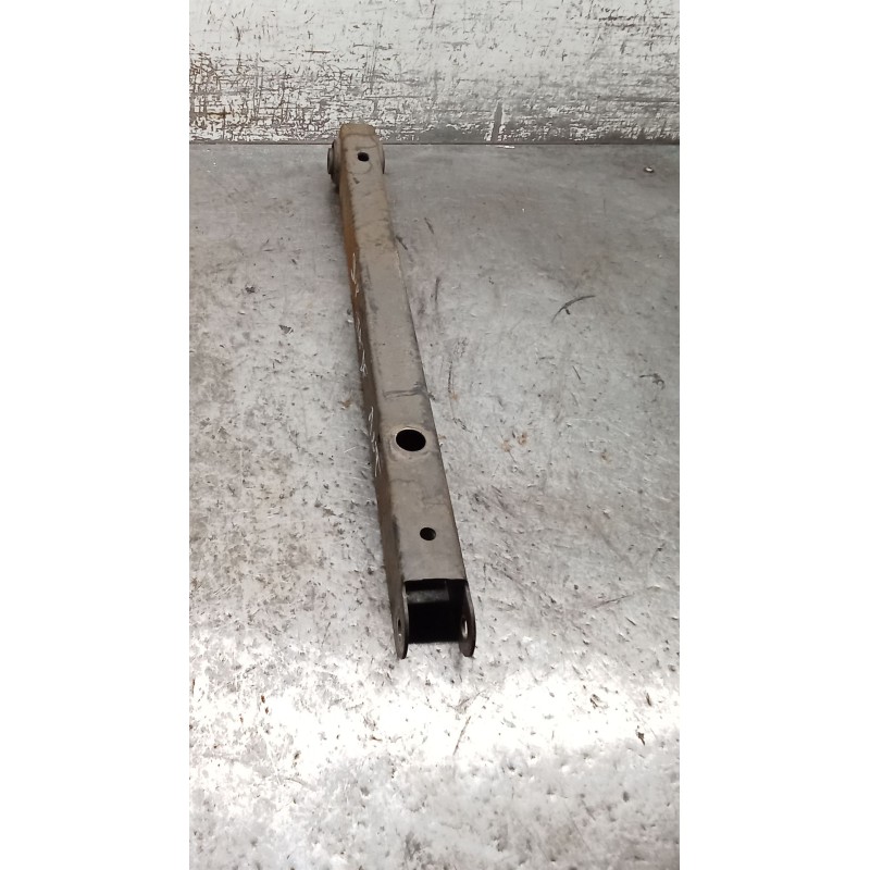 Recambio de brazo suspension superior trasero derecho para ford mondeo ii (bap) 2.0 i referencia OEM IAM  ANTERIOR 97