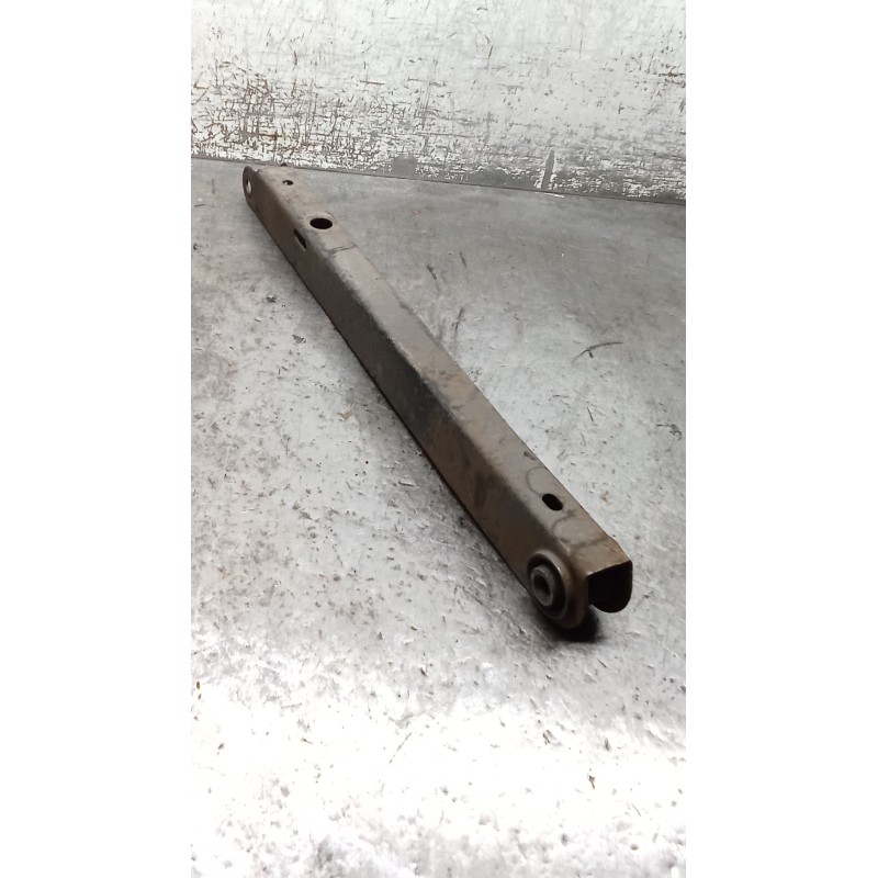 Recambio de brazo suspension superior trasero derecho para ford mondeo ii (bap) 2.0 i referencia OEM IAM  ANTERIOR 97