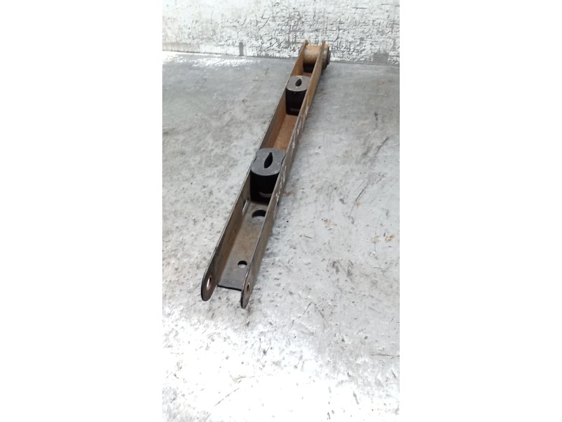 Recambio de brazo suspension superior trasero derecho para ford mondeo ii (bap) 2.0 i referencia OEM IAM  ANTERIOR 97