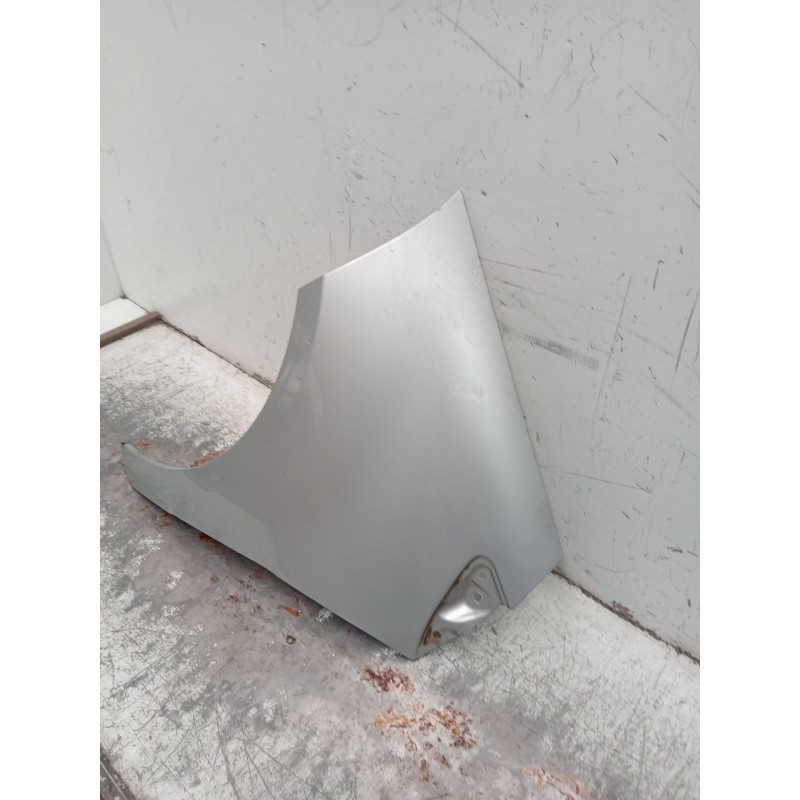 Recambio de aleta delantera izquierda para mercedes-benz clase a (w169) a 160 (169.031, 169.331) referencia OEM IAM   