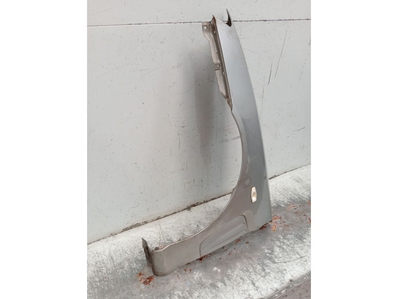 Recambio de aleta delantera izquierda para hyundai coupe ii (gk) 2.0 referencia OEM IAM   