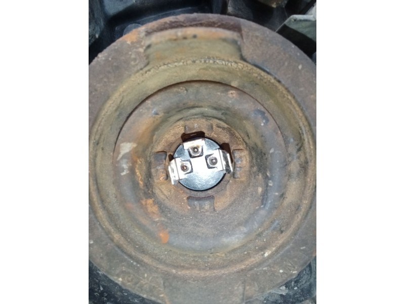 Recambio de faro izquierdo para mitsubishi galloper (jk-01) 2.5 td intercooler referencia OEM IAM   98