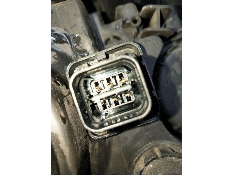 Recambio de faro izquierdo para hyundai matrix (fc) 1.5 crdi vgt referencia OEM IAM   04