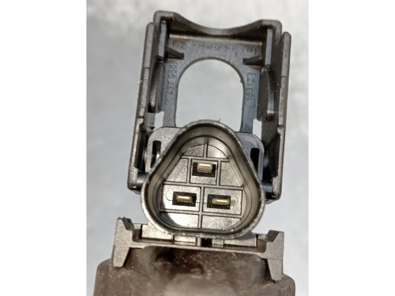 Recambio de bobina encendido para peugeot 308 1.4 16v vti referencia OEM IAM 0221504470 864768901 