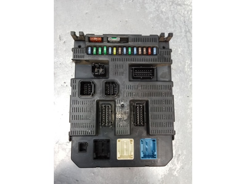 Recambio de caja reles / fusibles para peugeot 207/207+ (wa_, wc_) 1.4 16v referencia OEM IAM 9663798280 BSI2004P0600 07