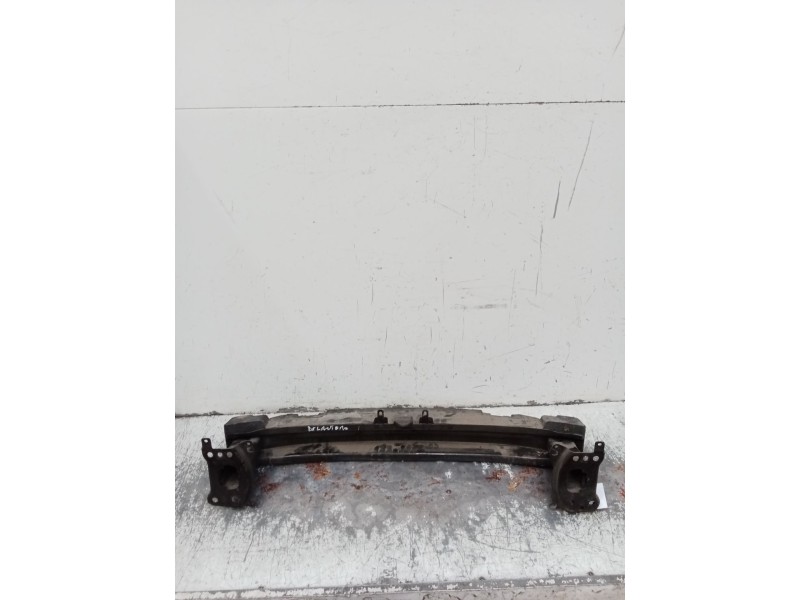 Recambio de refuerzo paragolpes delantero para volkswagen passat cc b6 (357) 2.0 tdi referencia OEM IAM   08