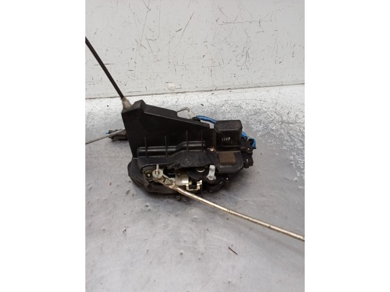 Recambio de motor cierre centralizado delantero derecho para kia carnival ii (gq) 2.9 crdi referencia OEM IAM   01 5P