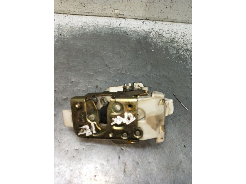 Recambio de motor cierre centralizado trasero izquierdo para ford mondeo ii (bap) 2.0 i referencia OEM IAM   97 5P