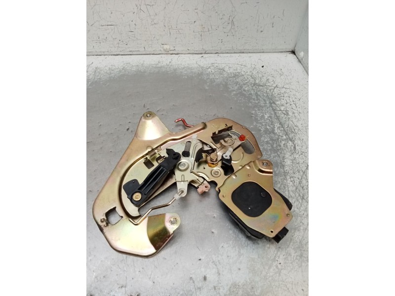 Recambio de motor cierre centralizado trasero derecho para kia carnival ii (gq) 2.9 crdi referencia OEM IAM   01 5P