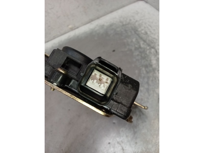 Recambio de motor cierre centralizado trasero izquierdo para kia carnival ii (gq) 2.9 crdi referencia OEM IAM   01 5P