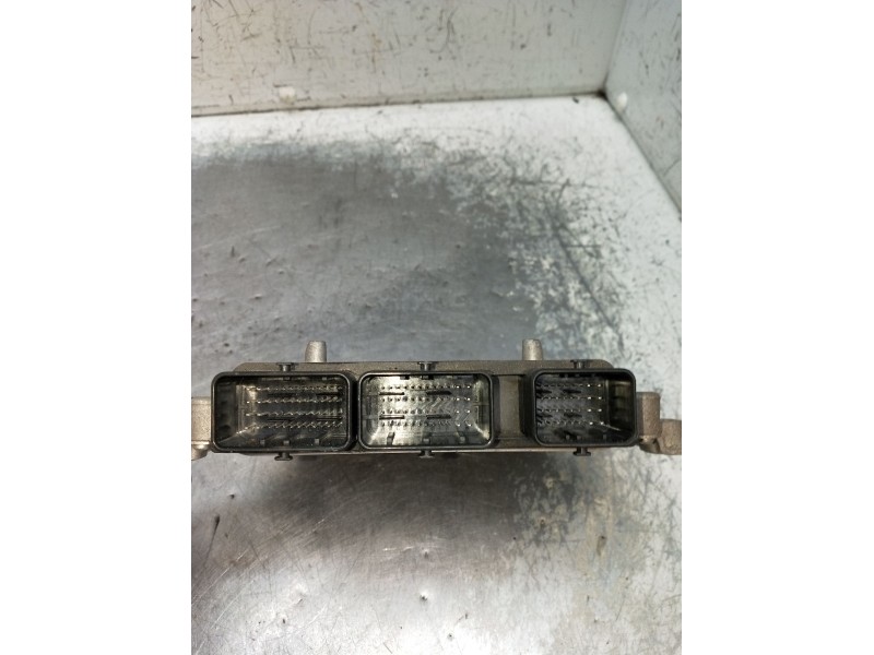 Recambio de centralita motor uce para peugeot 308 sw i (4e_, 4h_) 2.0 hdi referencia OEM IAM 9663548180 R0413C007C 28129189 9665