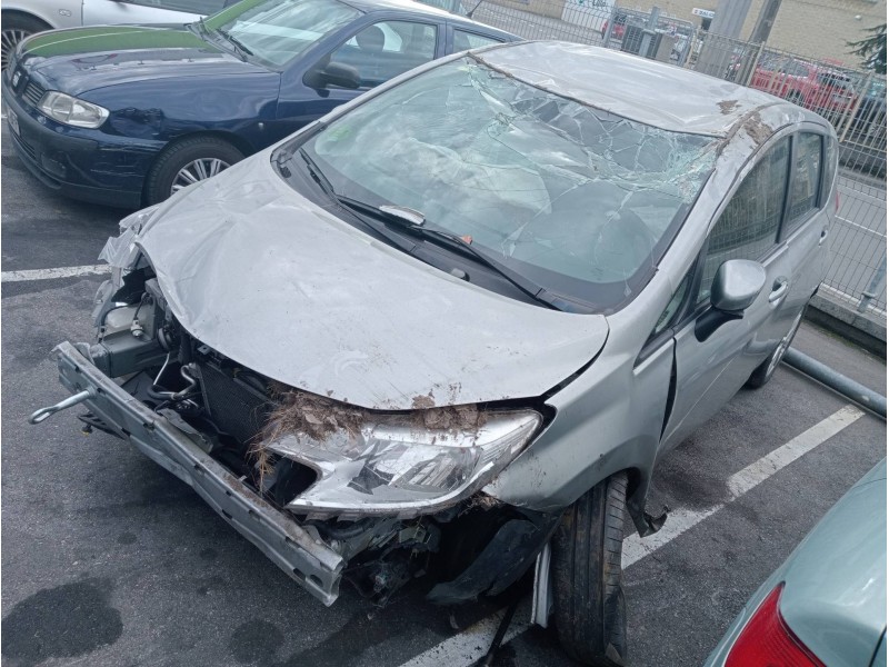 nissan note del año 2015