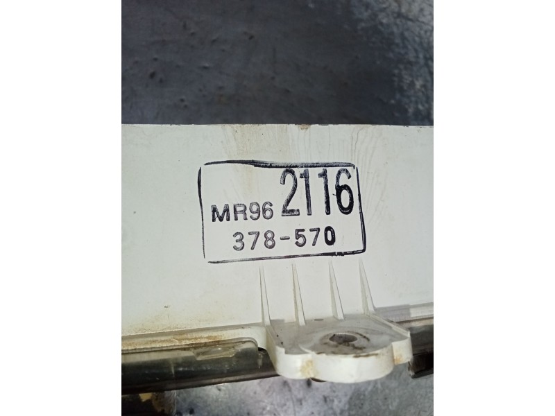 Recambio de cuadro instrumentos para mitsubishi galloper (jk-01) 2.5 td intercooler referencia OEM IAM MR962116 378570 98