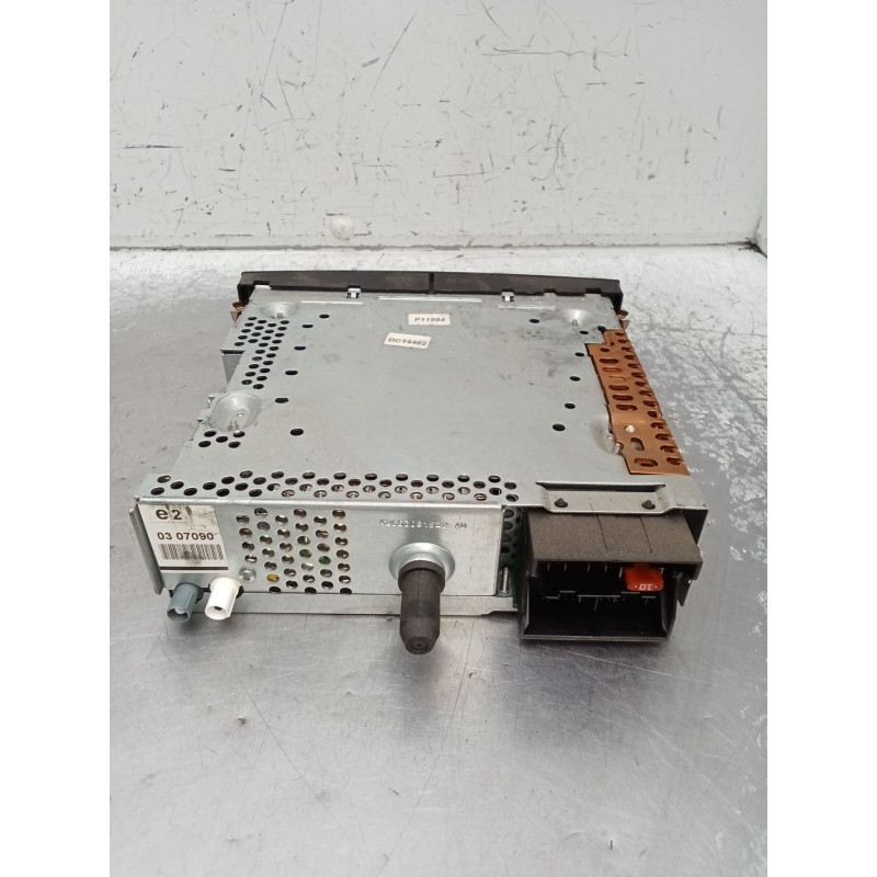 Recambio de sistema audio / radio cd para peugeot 207/207+ (wa_, wc_) 1.4 16v referencia OEM IAM 96643699XT00 A2C53250035 BS0107