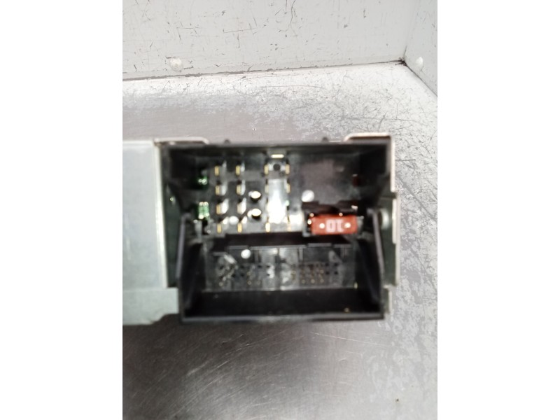 Recambio de sistema audio / radio cd para peugeot 207/207+ (wa_, wc_) 1.4 16v referencia OEM IAM 96643699XT00 A2C53250035 BS0107