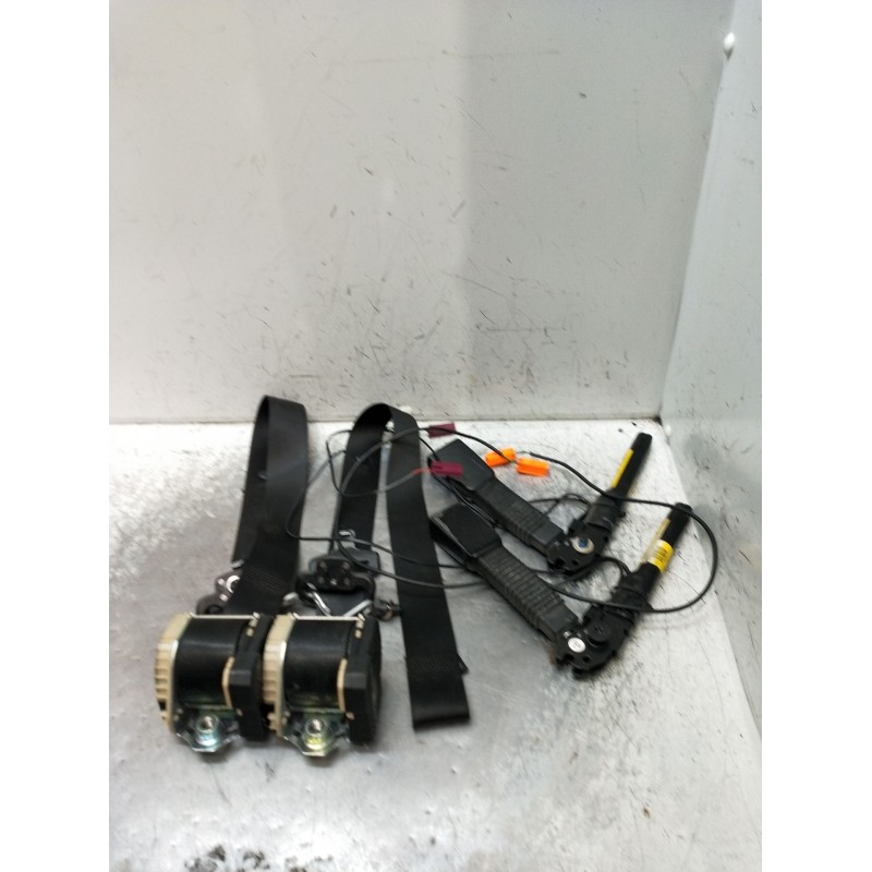 Recambio de juego cinturones delantero para ford focus ii (da_, hcp, dp) 1.6 ti referencia OEM IAM   08 3P