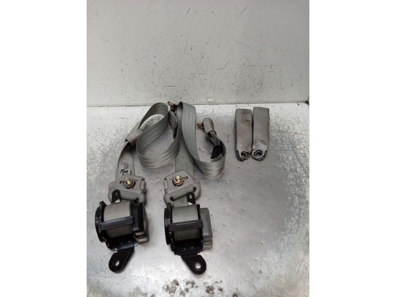 Recambio de juego cinturones trasero para kia carnival ii (gq) 2.9 crdi referencia OEM IAM   01 5P