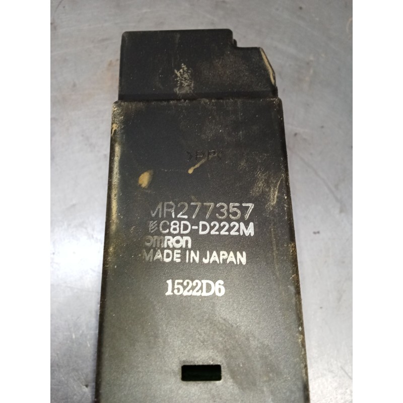 Recambio de mando elevalunas delantero izquierdo para mitsubishi galloper (jk-01) 2.5 td intercooler referencia OEM IAM MR277357