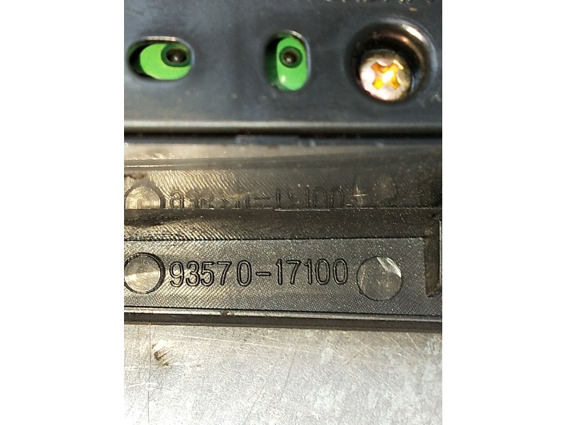 Recambio de mando elevalunas delantero izquierdo para hyundai matrix (fc) 1.5 crdi vgt referencia OEM IAM 9357017100  04 5P