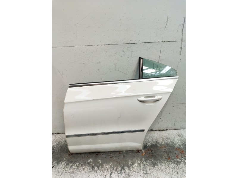 Recambio de puerta trasera izquierda para volkswagen passat cc b6 (357) 2.0 tdi referencia OEM IAM  4P 08