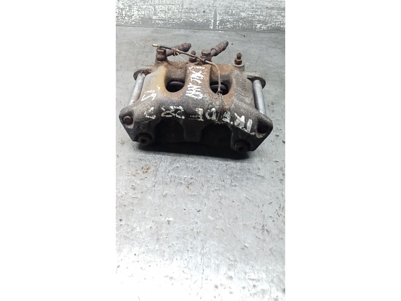 Recambio de pinza freno delantera derecha para nissan trade 2.8 d referencia OEM IAM   BENDIX