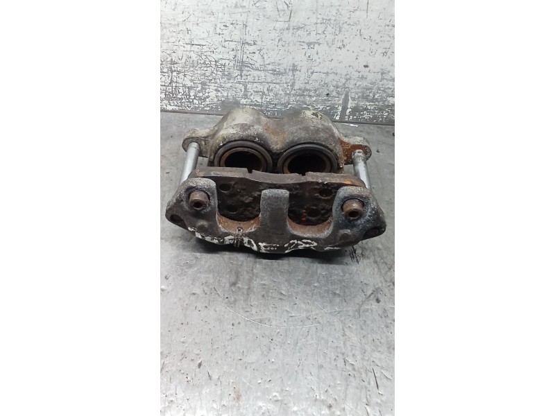 Recambio de pinza freno delantera derecha para nissan trade 2.8 d referencia OEM IAM   BENDIX